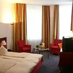 Alexander Am Zoo 4*