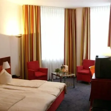 Alexander Am Zoo 4*