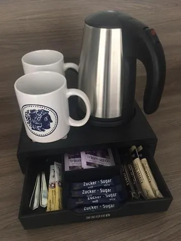 Alexander Am Zoo Hotel 4*