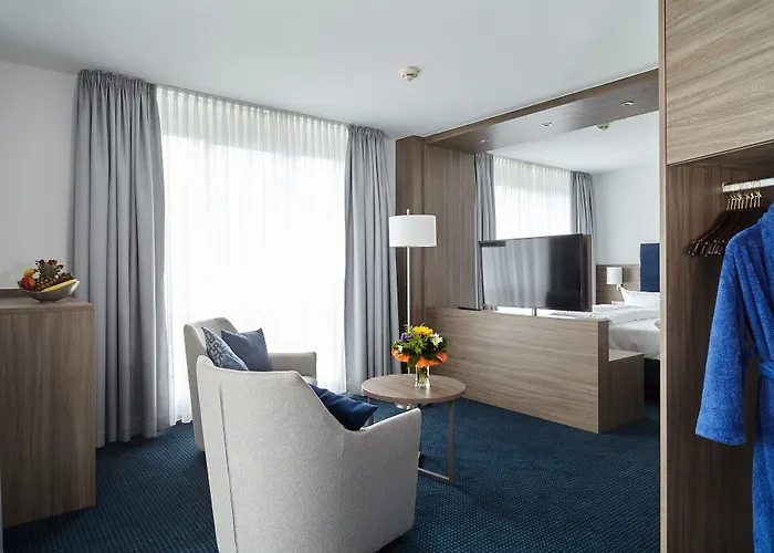 Hotel Alexander Am Zoo 4*