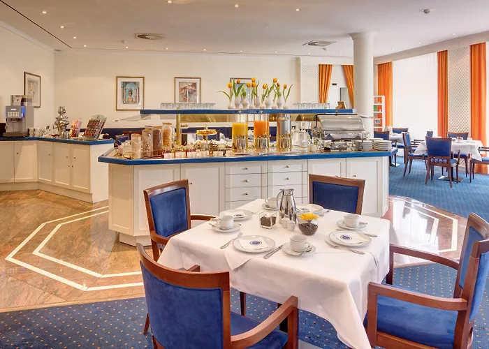 Hotel Alexander Am Zoo 4*