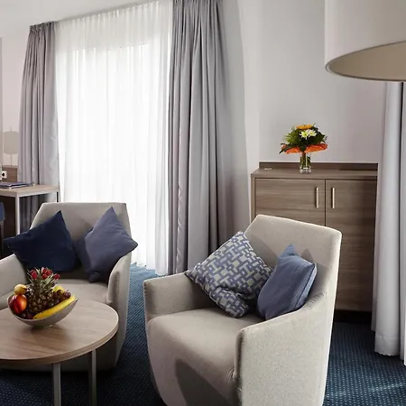 Alexander Am Zoo Hotel 4*