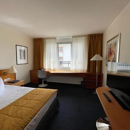 알렉산더 암 주